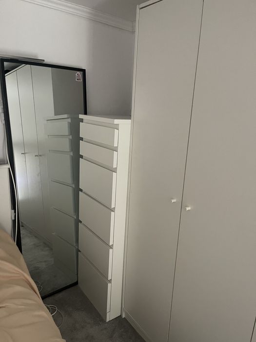 Vand comoda Ikea Malm cu 6 sertare, alb  +oglinda 40/123 cl