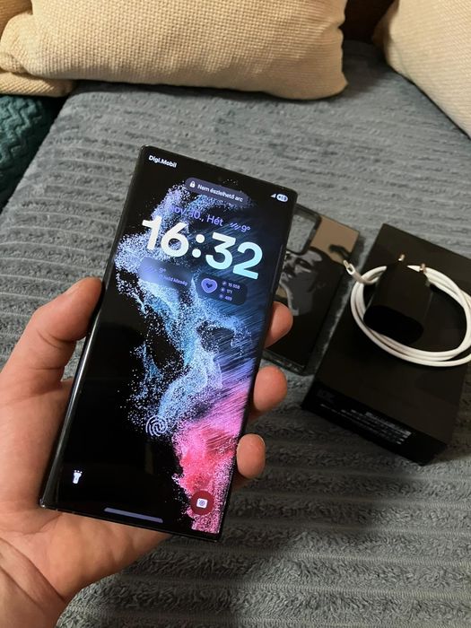 Samsung Galaxy S22 Ultra 5G

De vânzare un Samsung Galaxy S22 Ultra în