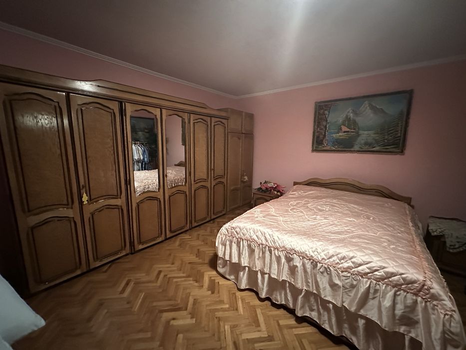 Dulap de dormitor din lemn de stejar, stil rustic!