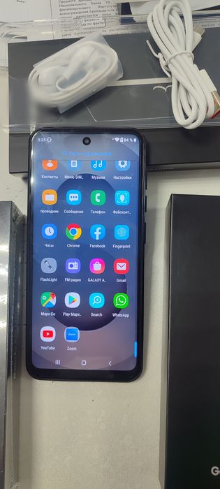 Смартфон на Андроид, большой экран