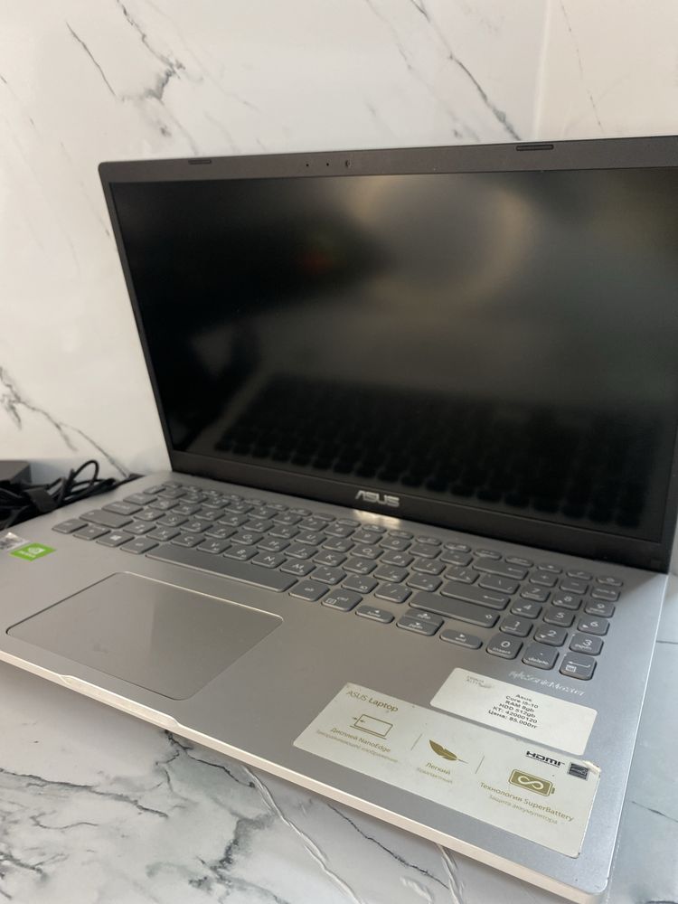 Asus / core i5-10 / ram 8gb