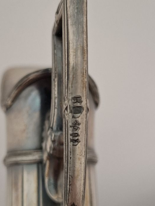 Carafa vin interbelica  superba