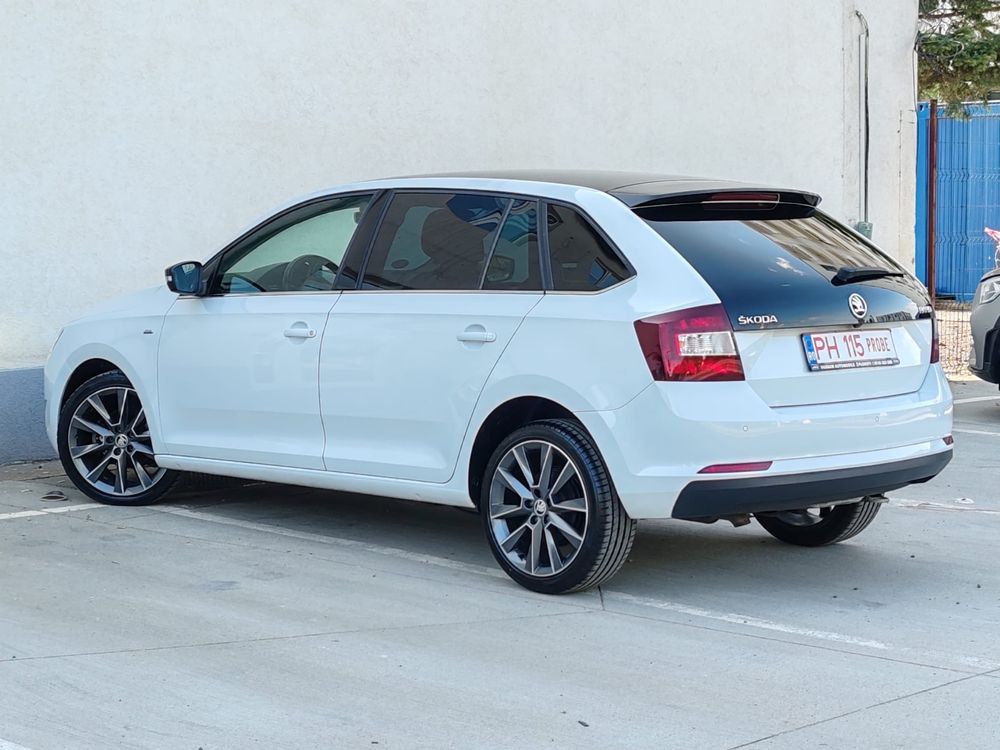 Skoda Rapid spaceback / Dsg / bixenon / Led / panoramic