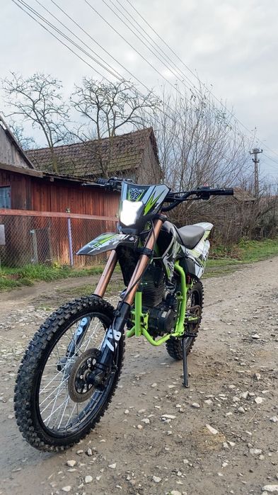 Vand Cross KXD 150cc