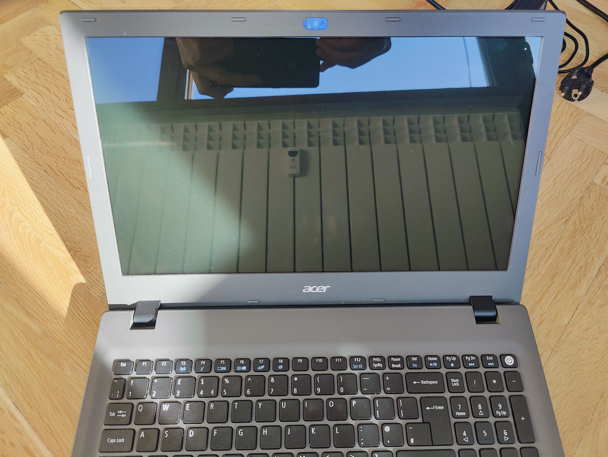 Лаптоп Acer Aspire F5-571-320G