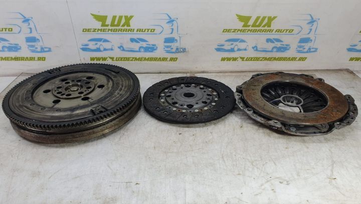 Kit ambreiaj volanta cu masa dubla 2.0 d n47 7577479hu BMW Seria 1 E81/E82/E87/E88 (facelift) seria