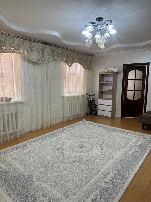 Просторная, светлая 3 комн квартира в Лесхозе