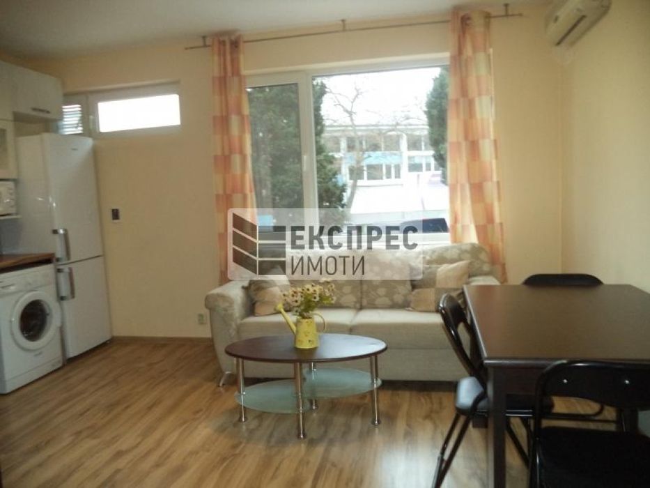 Дава се под наем Двустаен апартамент в Варна, Окръжна болница - 60 кв.м за 433.5 € - Снимка #2