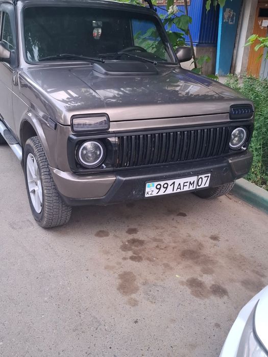 Нива урбан 2016год люксовая