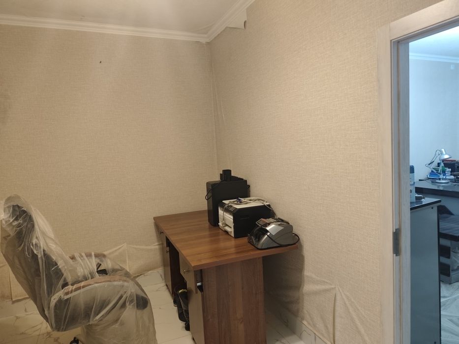 Ofis sotiladi polpadval