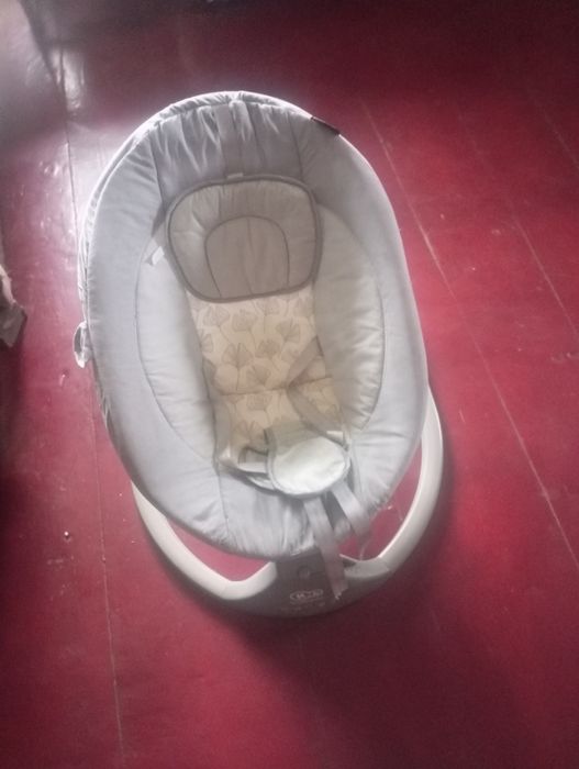 Продам кресло качалка для ребенка