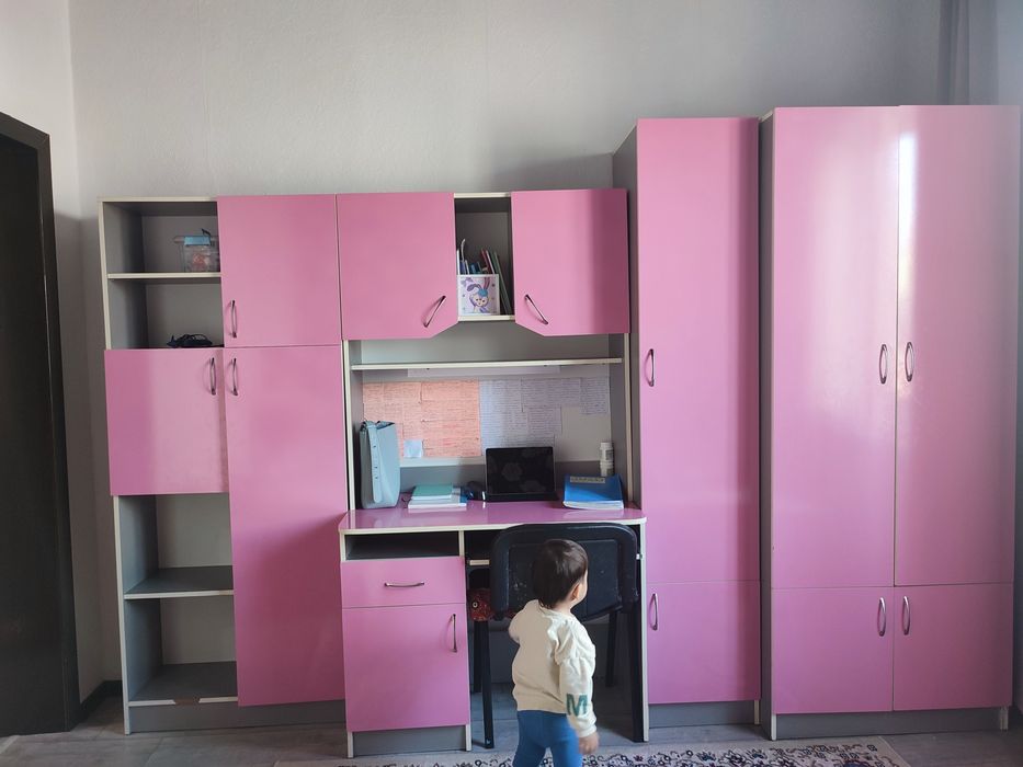 Детская стенка для принцессы.