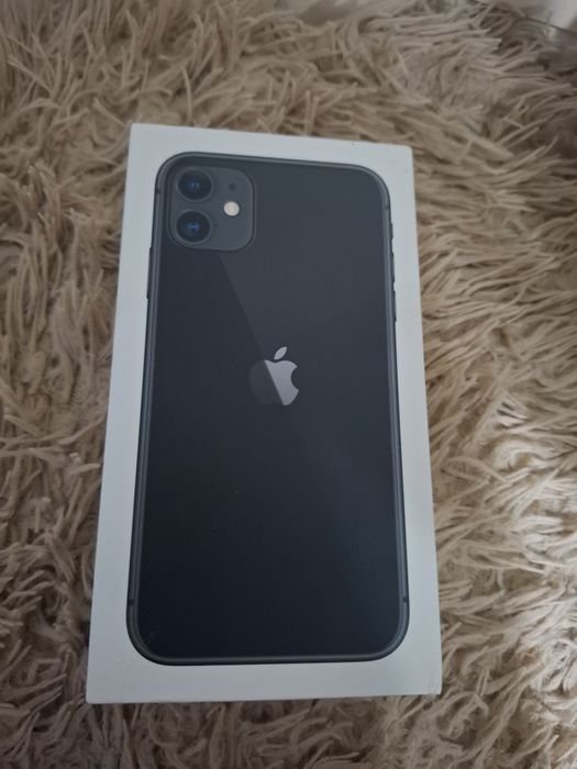 Продам айфон 11 состояние хорошее