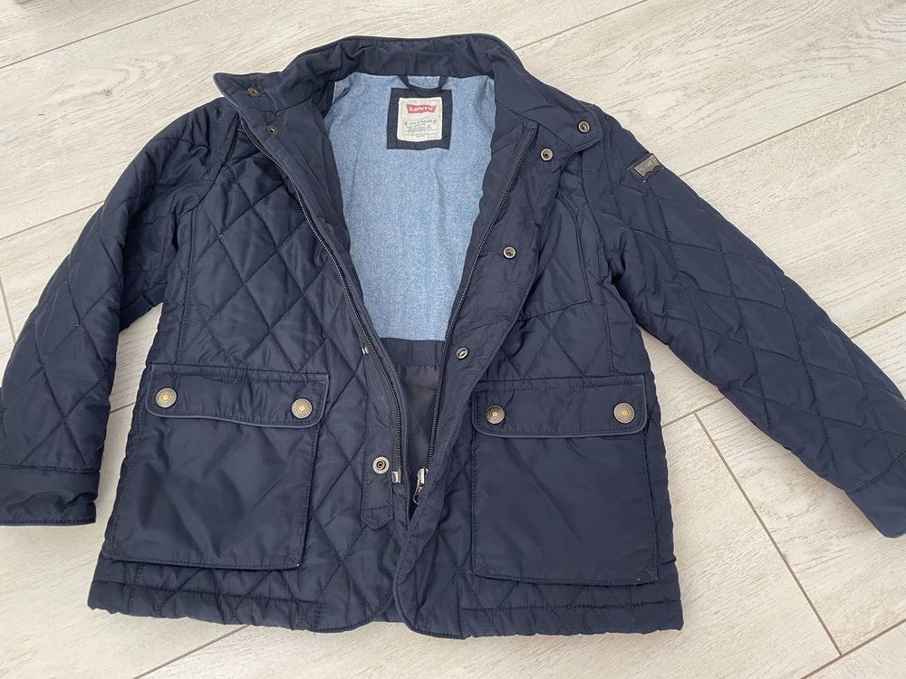 Детско яке Levis размер 5-6г