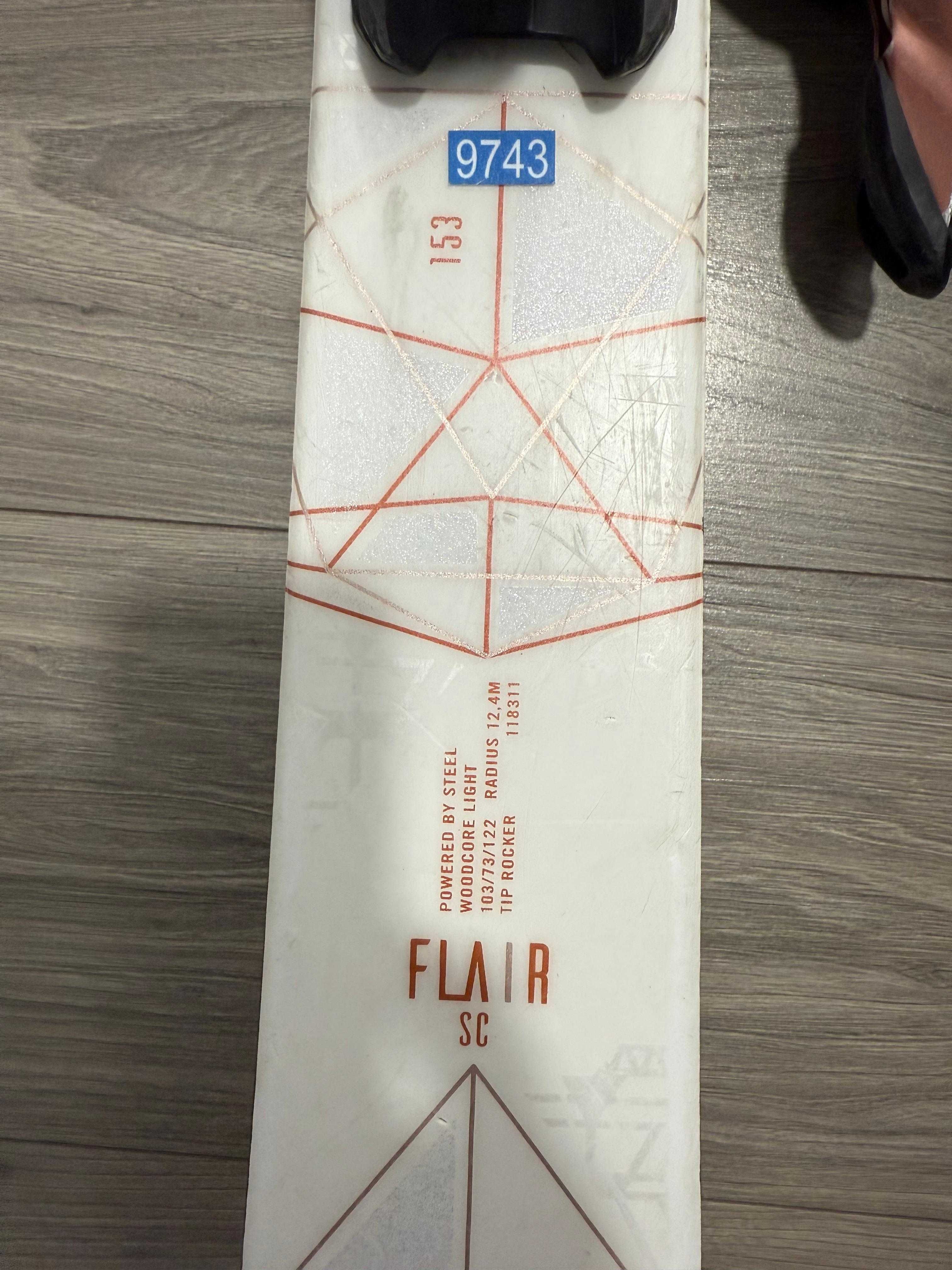Schiuri Volkl Flair SC 153 cm