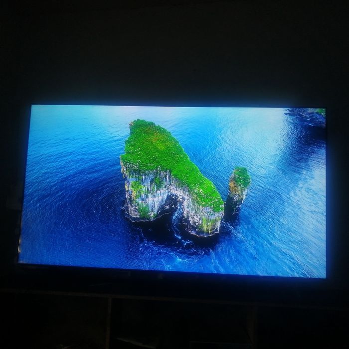 4K Телевизор SAMSUNG