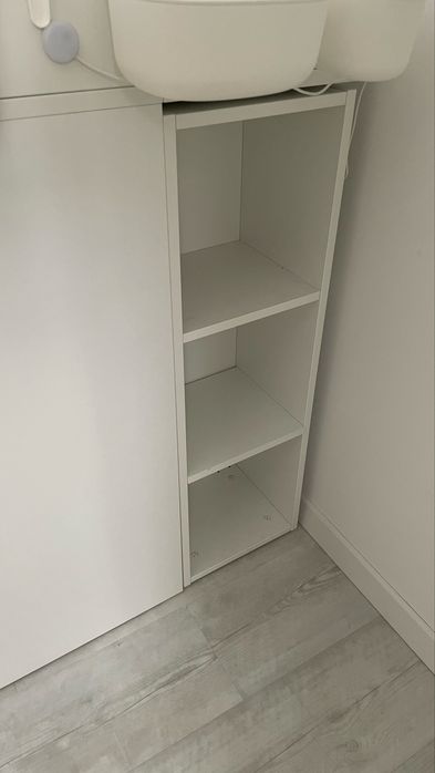 Masa de infasat Ikea SMAGORA + 2 etajere si accesorii