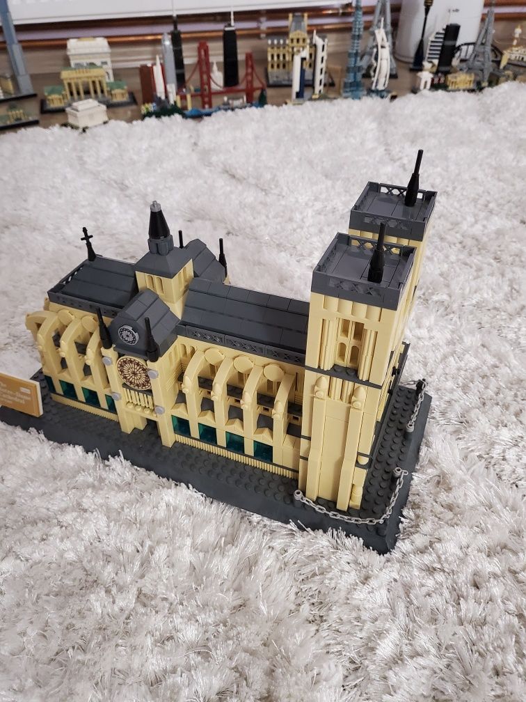 Lego Catedrala din Notre Dame
