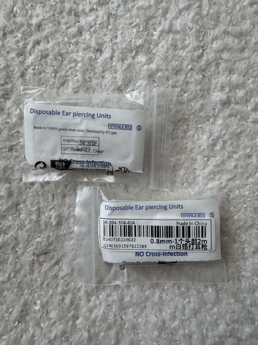 Cercei Pierce/ dispozitiv steril cu bijuterie