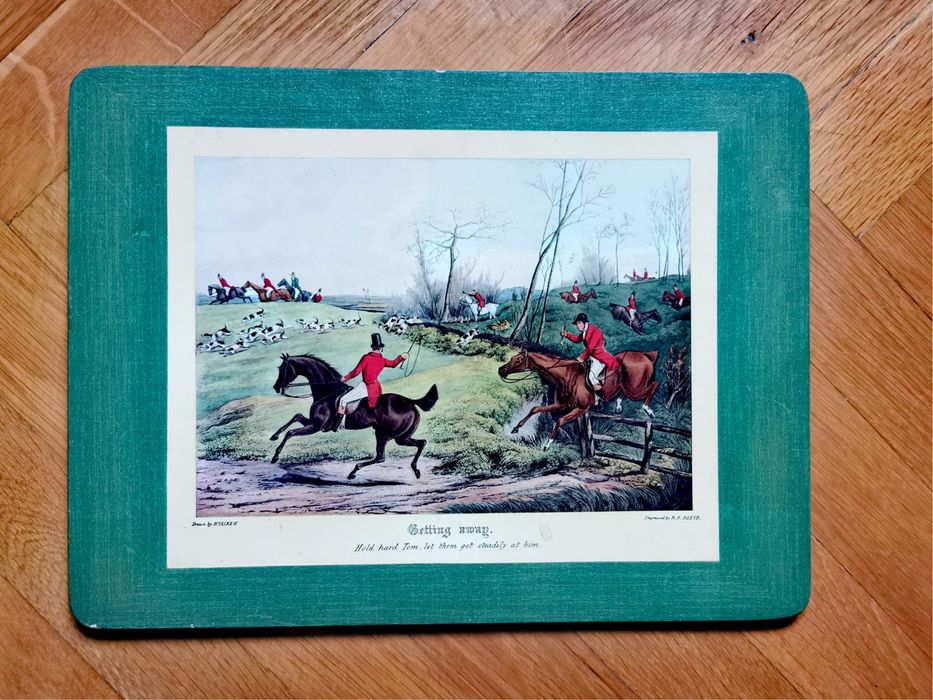 Антикварна поставка за списания за муз. плочи + 6 подложки за чинии