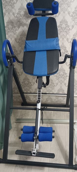 Срочно Продам инверсионный стол в отличном состоянии.