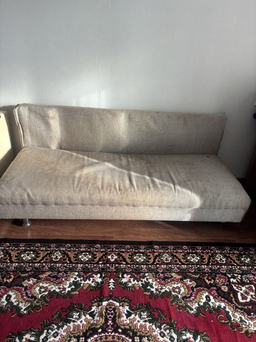 Отдам даром тахту