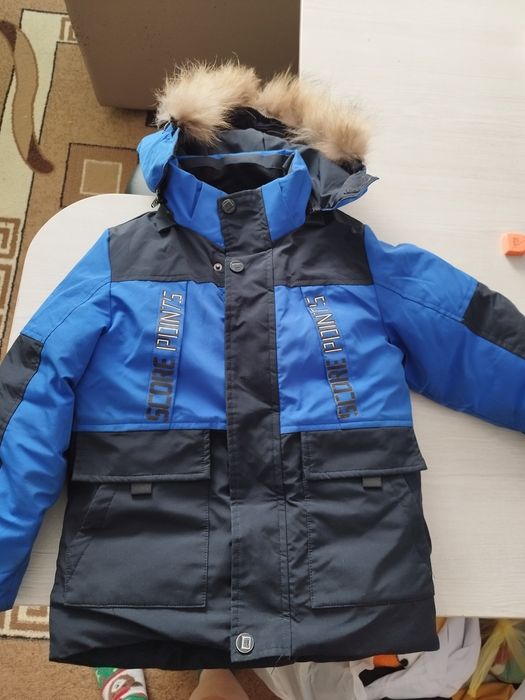 Продам куртку для мальчика