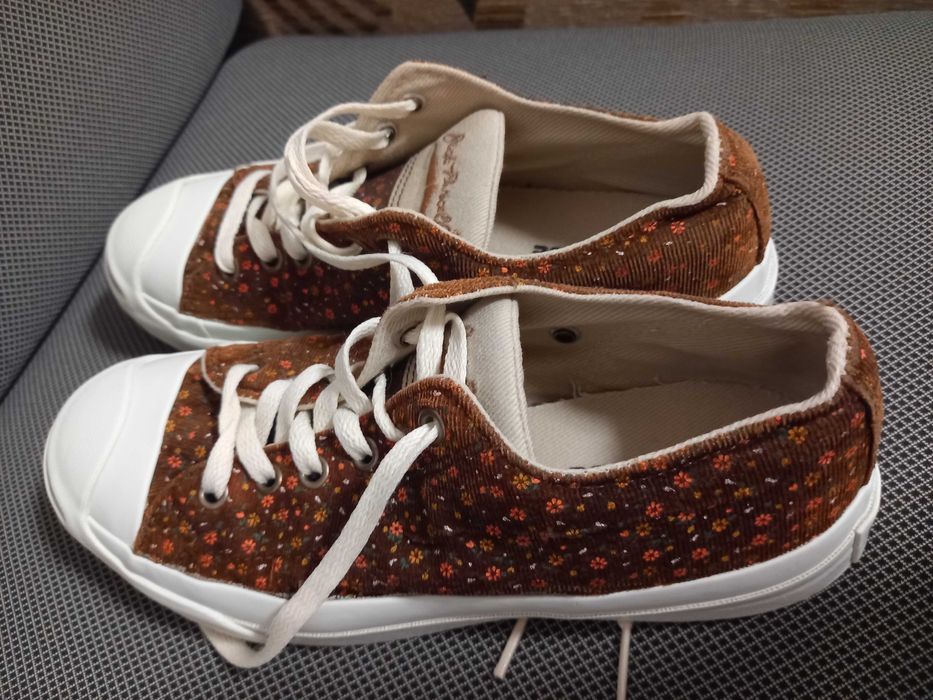 Tenesi Converse dama