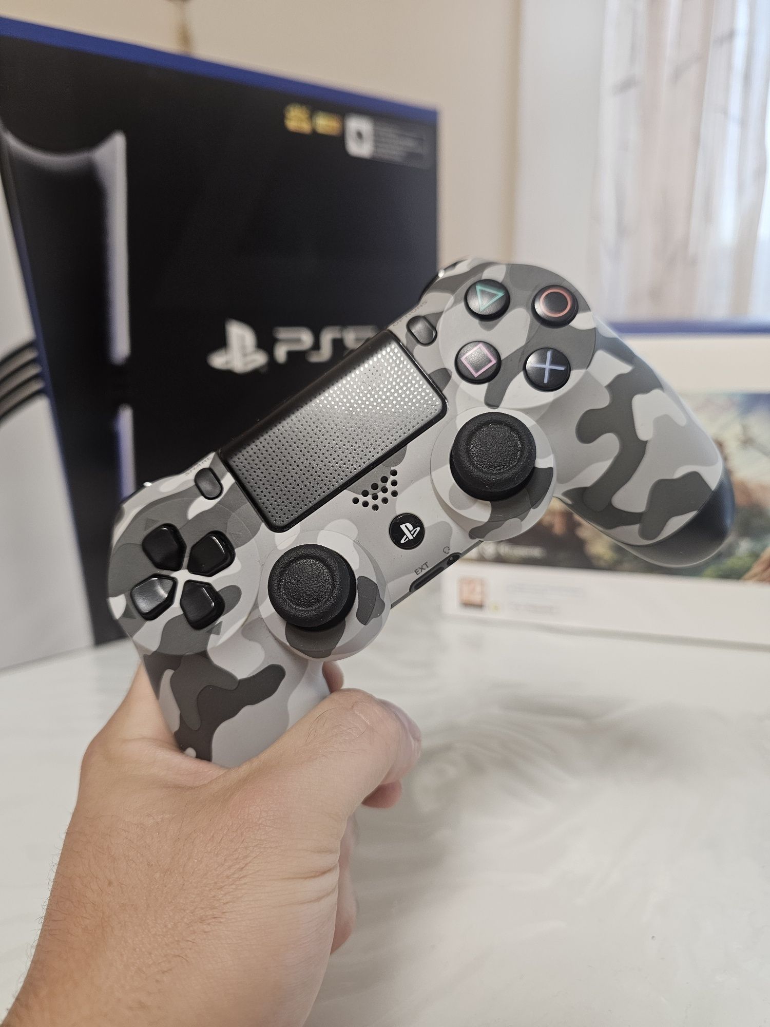 (PS4) контролер DUALSHOCK 4