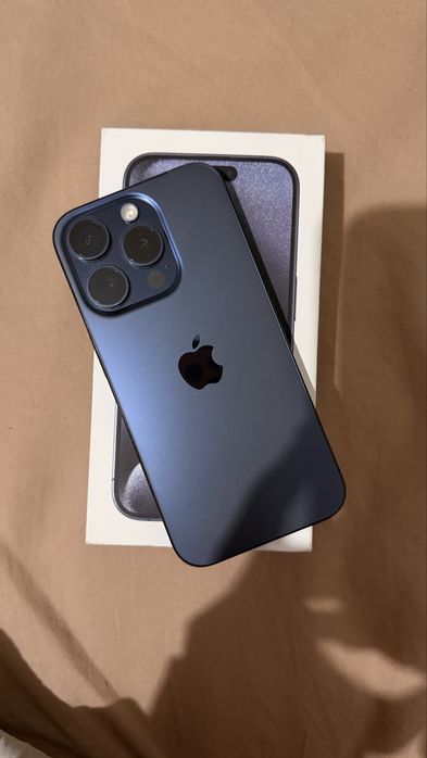 Продам айфон 15про