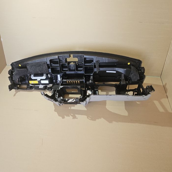 Мерцедес W212 Арматурно табло преди фейса