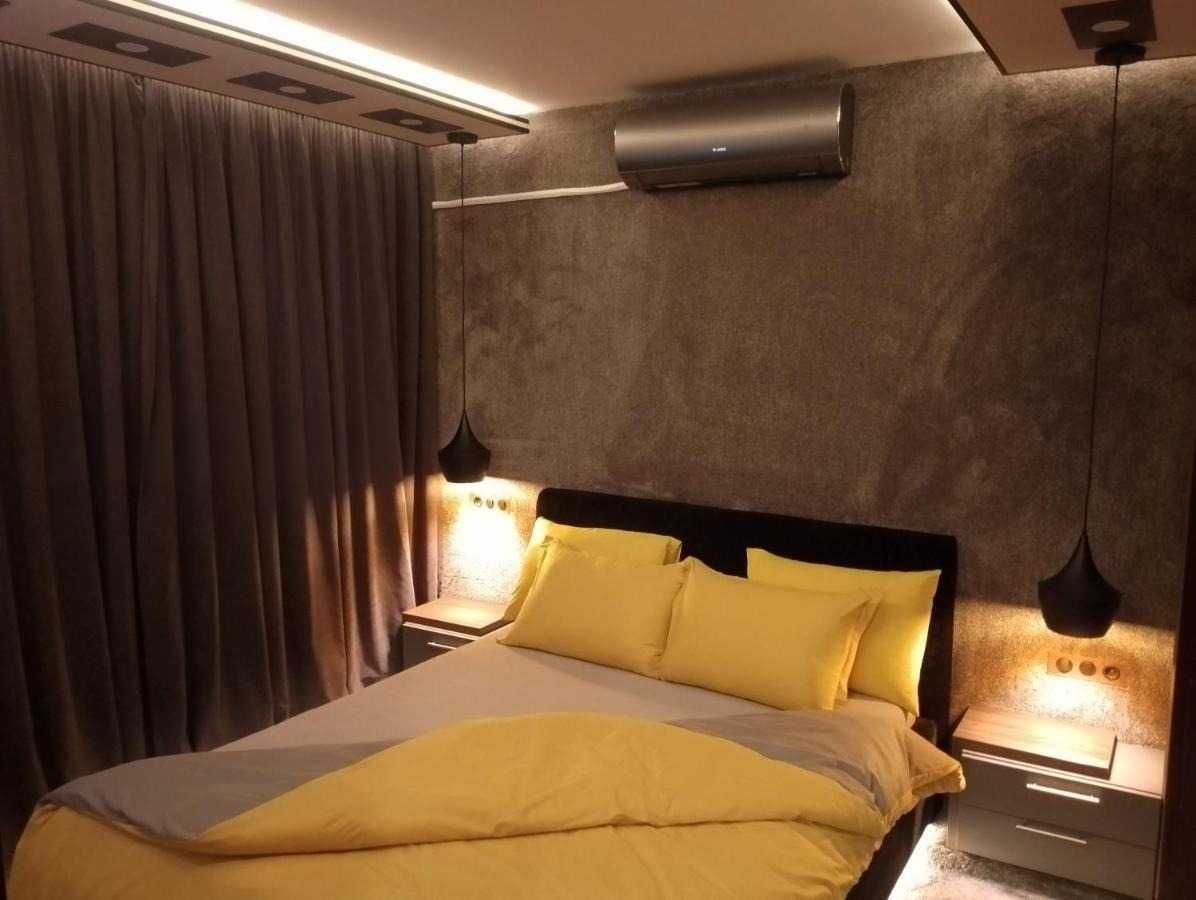 Дава се под наем Двустаен апартамент в София, Изток - 70 кв.м за 990 € - Снимка #3