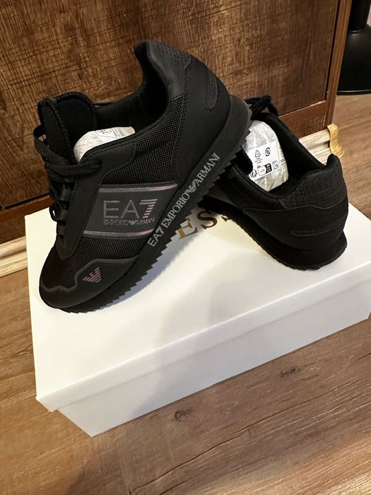 Emporio Armani обувки оригинални