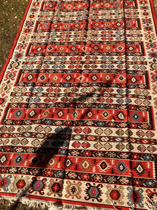 Чипровски килим 200/300см