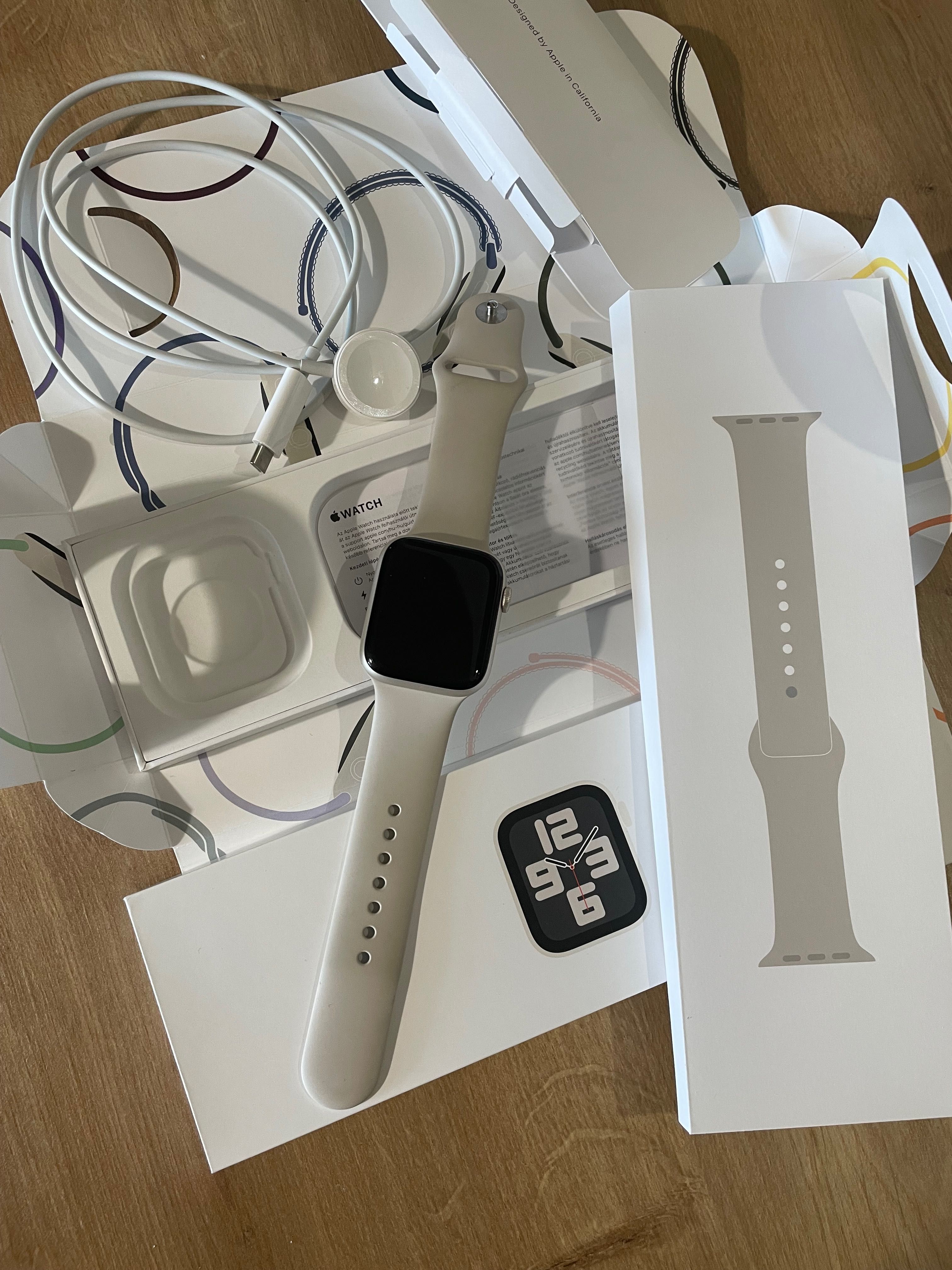 Apple Watch SE (Gen 2) v3,GPS,Wi-Fi, 44 mm в ГАРАНЦИЯ !!!