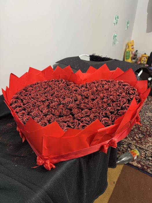 Buchete din flori de satin