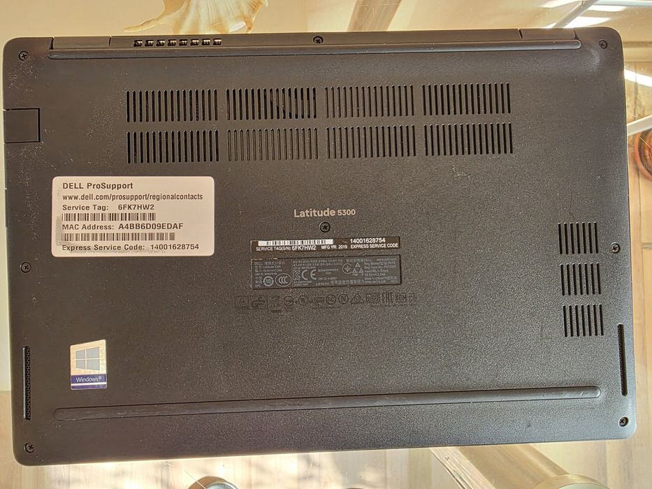 Dell Latitude 5300 в перфектно състояние | 13.3" Touchscreen | SIM |