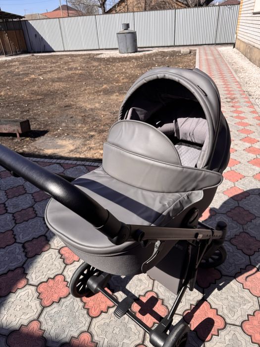 Продам коляску анекс