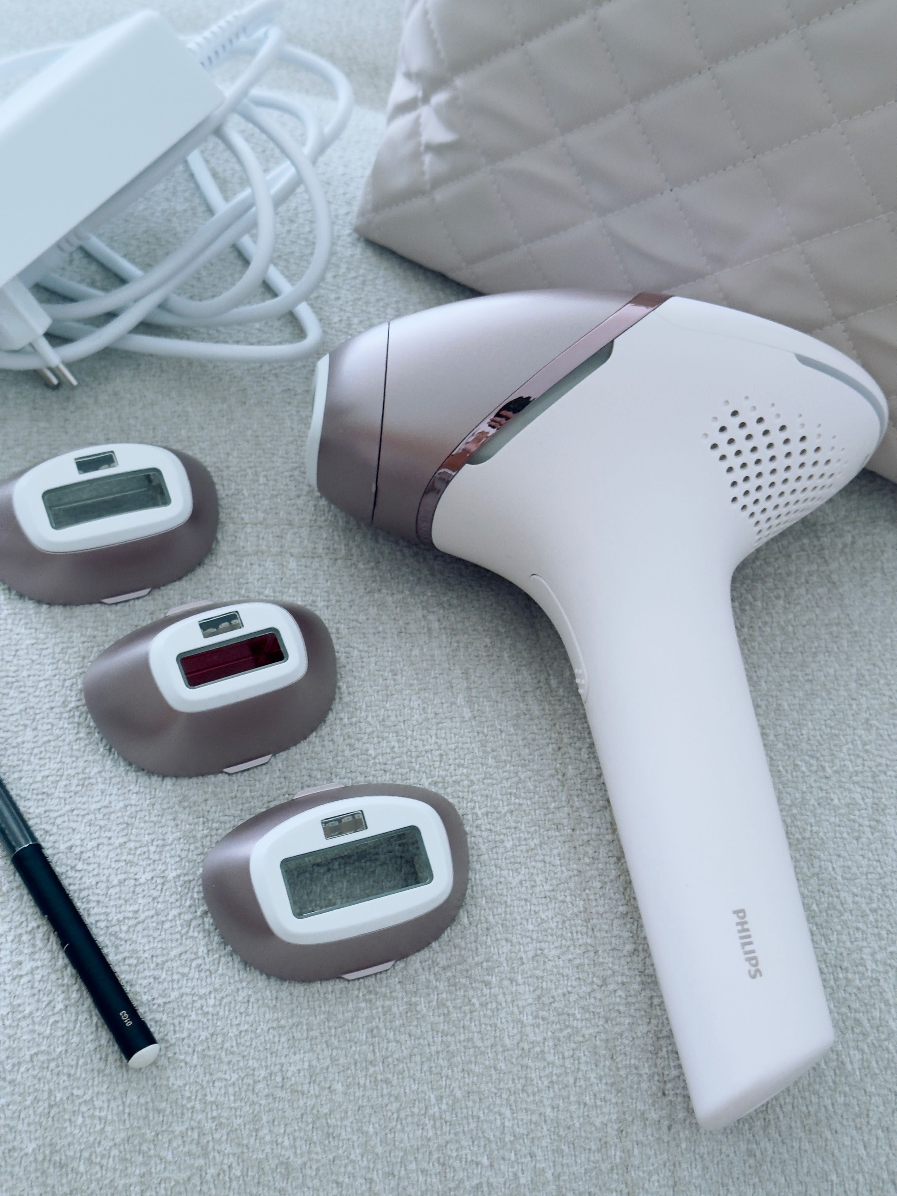 Philips Lumea IPL 9900 Series BRI977/00