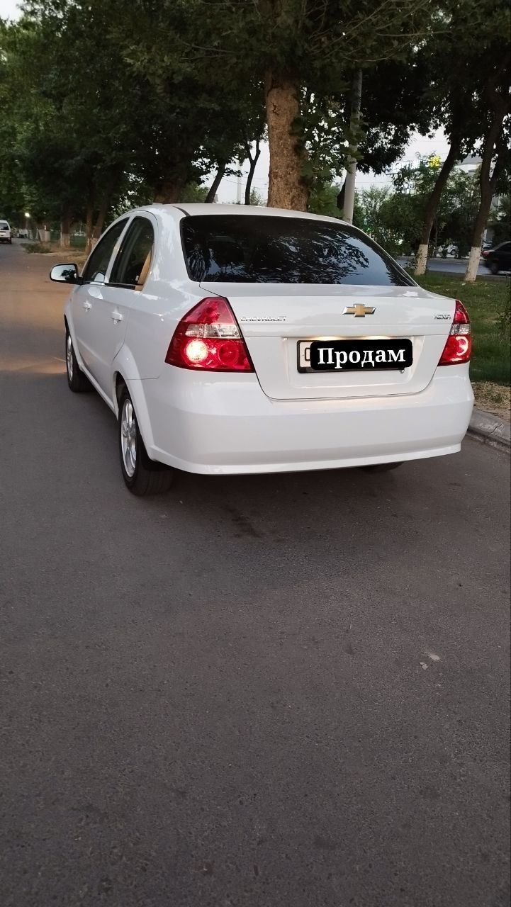 Продам Нексия 3 Позиция 3 Новый