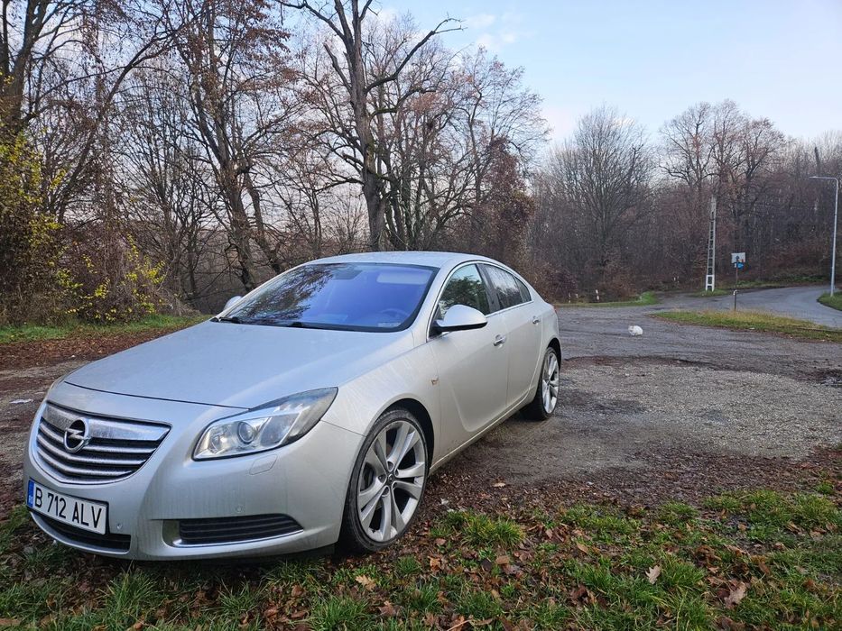 Opel Insignia Opel Insignia 2.0 CDTi Automat • Motor refăcut