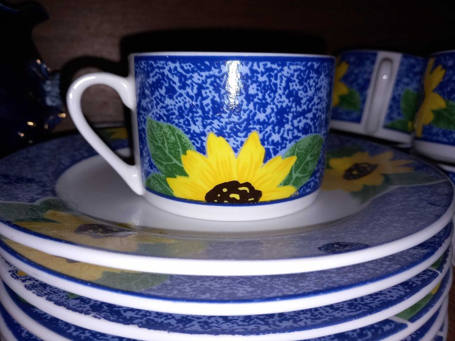 Servici din portelan pentru desert - 18 piese