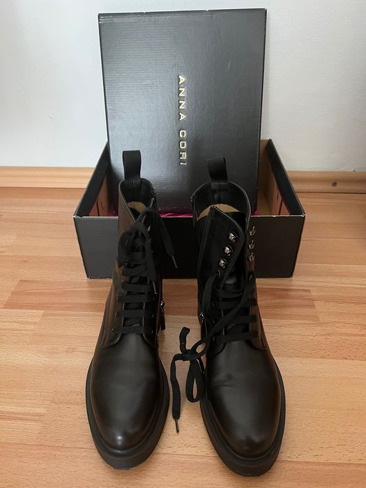 Ghete piele Anna Cori