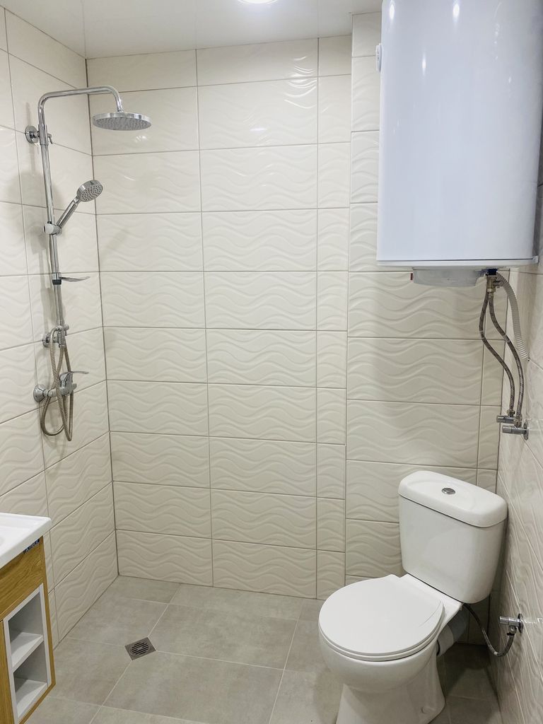 Дава се под наем Двустаен апартамент в Варна, м-т Пчелина - 60 кв.м за 612 € - Снимка #9