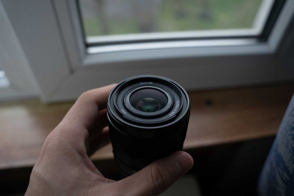 Obiectiv Sony 28mm f2.0