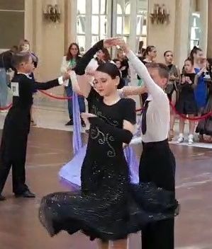 Rochie dans sportiv standard - 12-15 ani