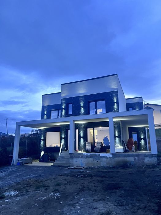Casa nou construita de vanzare, proprietate premium, utilata/mobilata