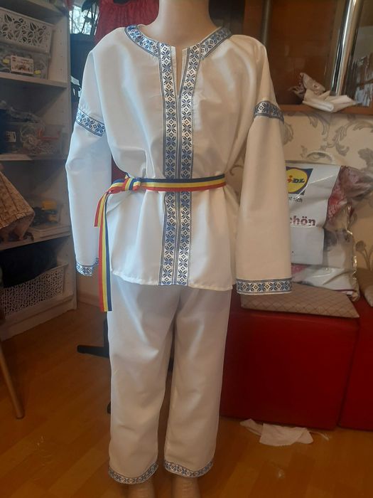 Costum popular copii