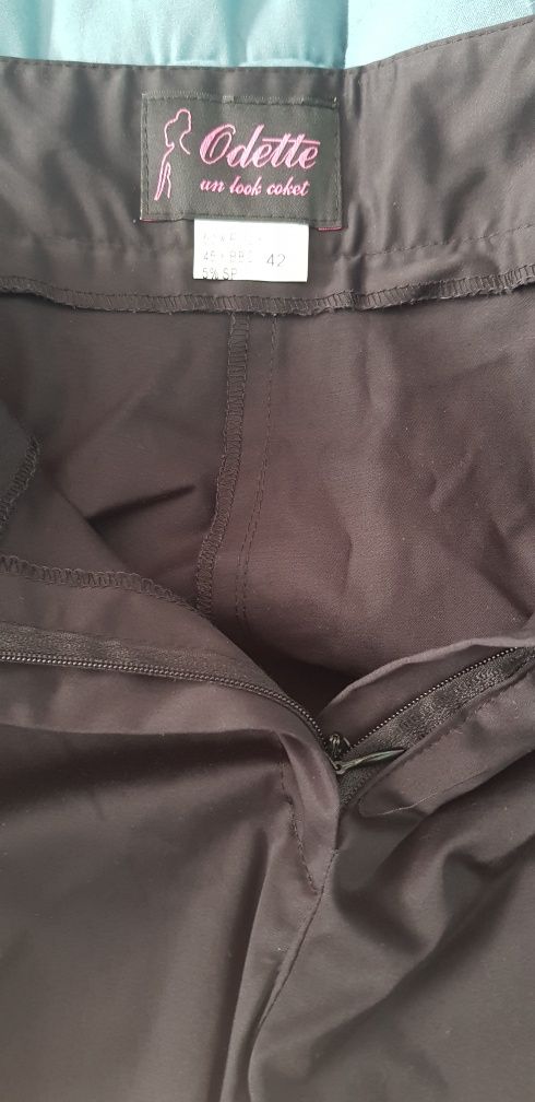Rochii si pantalon L