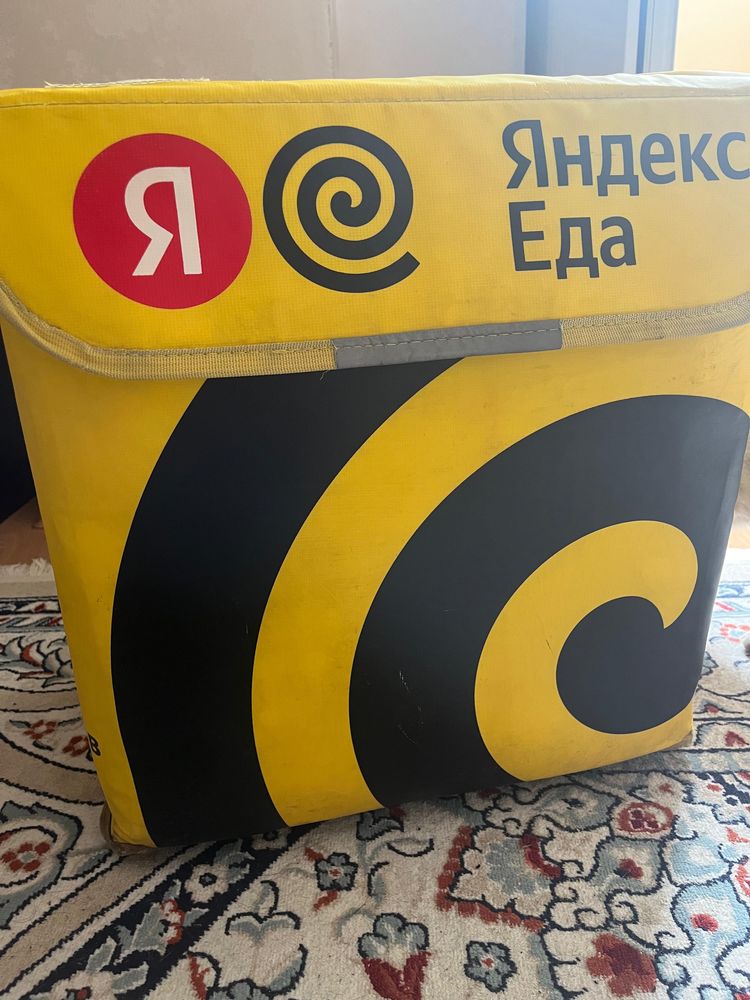 Продается яндекс термосумка оригинал